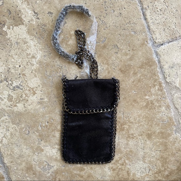 Handbags - Black cross body bag. NWOT